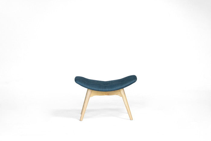 グラント&メアリー・フェザーストーン コンターオットマン｜温もり感じるアッシュ脚×多彩ファブリックで彩る快適空間｜kwg-ch9157d-fb（GENCO） kwg-ch9157d-fb 参考画像 3