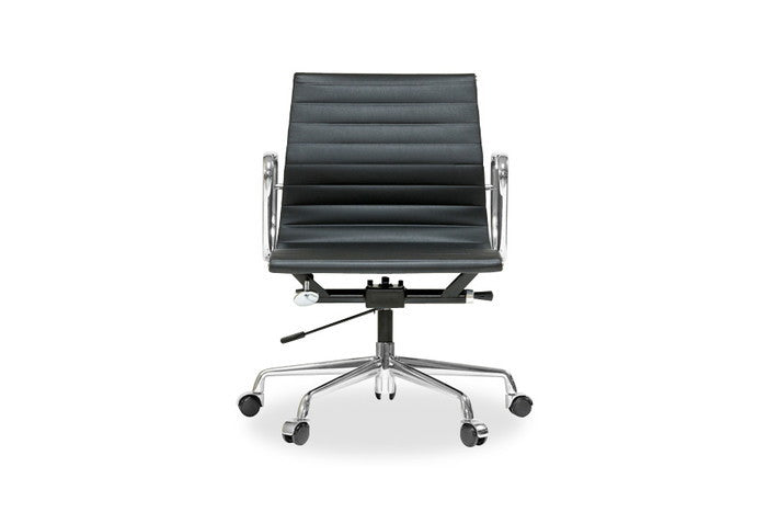 アルミナムチェア ローフラットパッド仕様｜PUレザー×アルミ脚で快適な座り心地を実現｜kwg-chea07lfc-pu（GENCO） kwg-chea07lfc-pu 参考画像 3