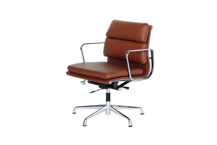 本革×アルミニウムで上質な座り心地を実現「アルミナムチェア ローソフトパッド」｜kwg-chea07lsc-le（GENCO） kwg-chea07lsc-le 参考画像 10