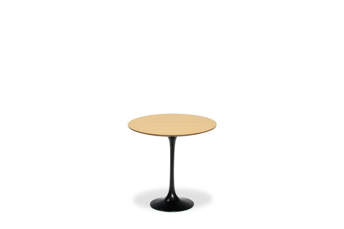 エーロ・サーリネン チューリップ ラウンド サイド コーヒーテーブル｜洗練されたウォルナット天板とマットブラック脚部で空間を彩る｜kwg-ct6132b（GENCO） kwg-ct6132b 参考画像 6