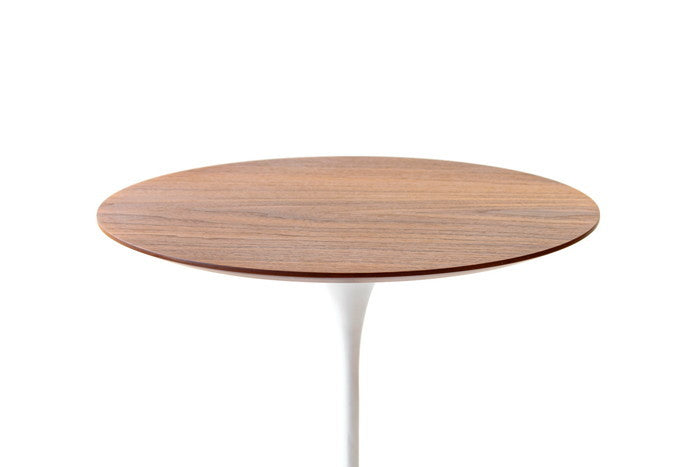 エーロ・サーリネン チューリップ ラウンド サイド コーヒーテーブル｜洗練されたウォルナット天板とマットブラック脚部で空間を彩る｜kwg-ct6132b（GENCO） kwg-ct6132b 参考画像 7