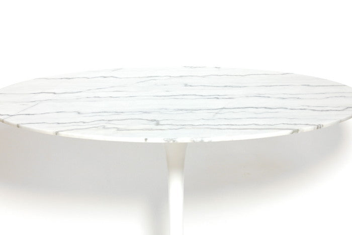 エーロ・サーリネン チューリップ ダイニングテーブル 直径120cm ホワイトマーブルの洗練デザイン｜kwg-dt6131a（GENCO） kwg-dt6131a 参考画像 4