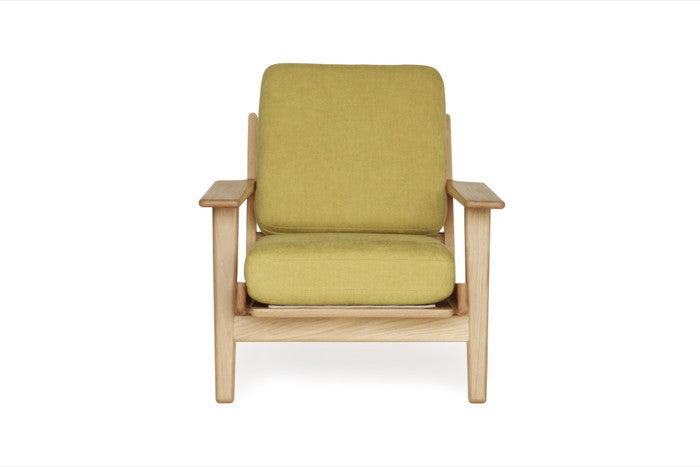 北欧風の洗練された座り心地【即納】290ソファ ラウンジ1P オーク無垢材使用｜kwg-sf9160a-oak（GENCO） kwg-sf9160a-oak 参考画像 11