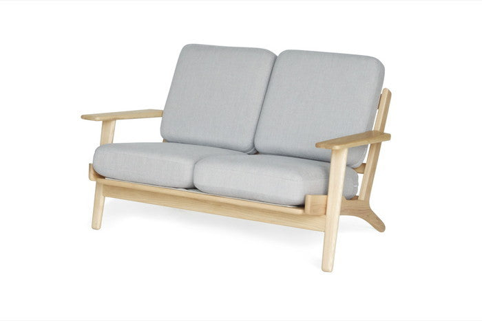 北欧デザイン×無垢材の美しさ「290ソファ ラウンジソファ 2P ファブリック アッシュ」｜kwg-sf9160b-ash（GENCO） kwg-sf9160b-ash 参考画像 4