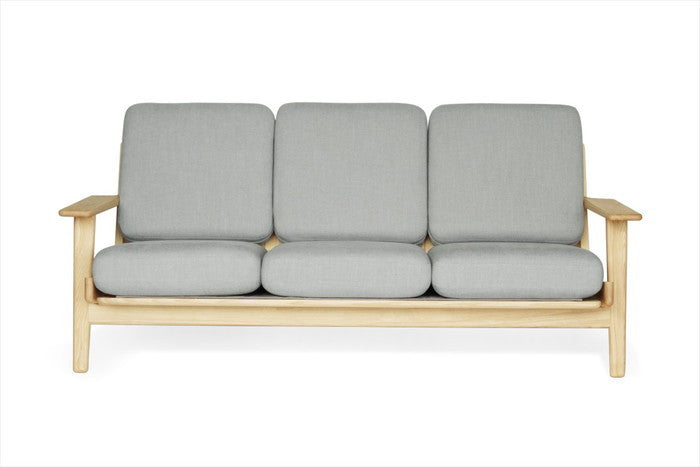 北欧風デザインが魅力の【290ソファ ラウンジソファ ファブリック 3P アッシュ】快適な座り心地保証付｜kwg-sf9160c-ash（GENCO） kwg-sf9160c-ash 参考画像 3