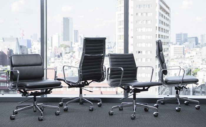 130٥㡼륺&쥤ॺ ߥʥ॰롼 Хå ޥͥȥ եȥѥå Aluminum Group Management Chair SoftPad ϡե쥶 ܳ  3ǯݾ inv-e001b-1-half 3ܤβ 