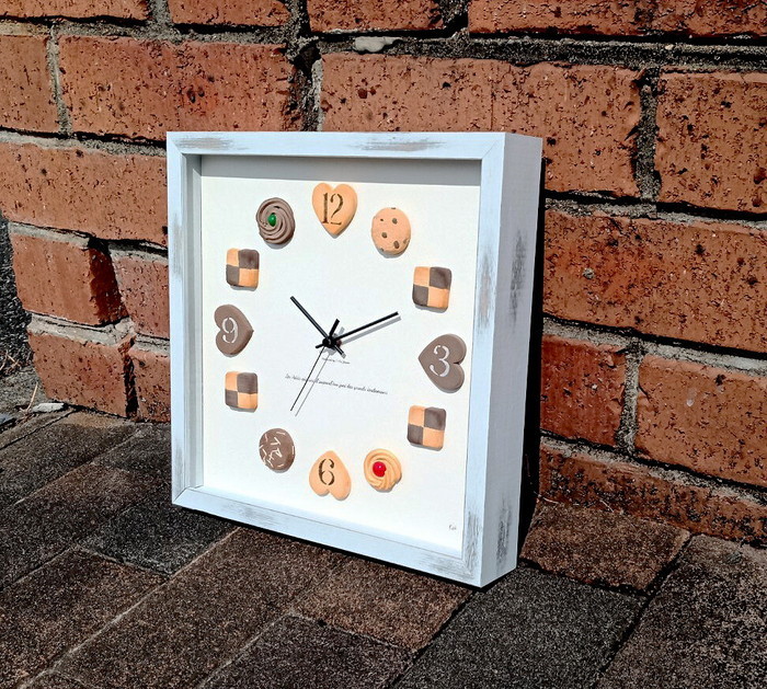 『当社発送』かわいいビスケットの掛時計 Horloge du biscuits  KK-2001 フレームカラー：アンティークホワイト 保証付 kar-9201569s1 2枚目の画像 