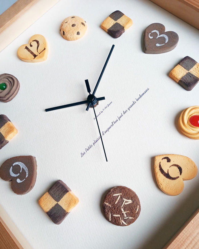 『当社発送』かわいいビスケットの掛時計 Horloge du biscuits  KK-2001 フレームカラー：アンティークホワイト 保証付 kar-9201569s1 4枚目の画像 