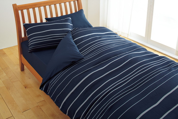 [サイズ]シングル 150×210cm[素材]綿100％（抗菌加工 防縮加工）＜カケカバー＞8ヶ所ホック付きエステルテープ付き両サイド全開ファスナー・スライダー2個付き＜ピロケース＞中かぶせ式[生産地